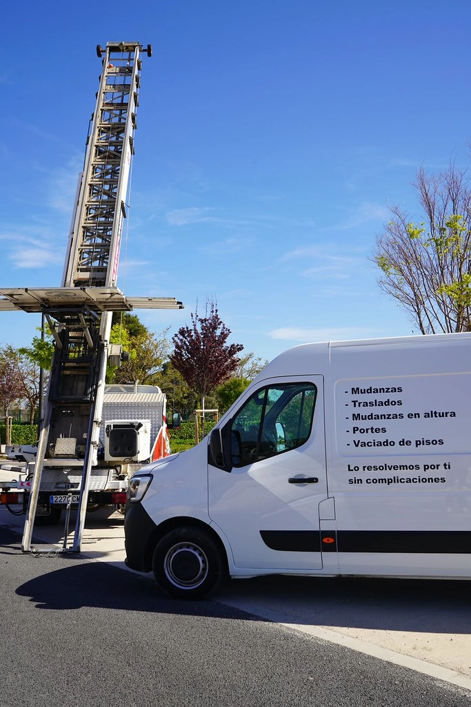 Portes y transporte de muebles en Valencia - Rafma
