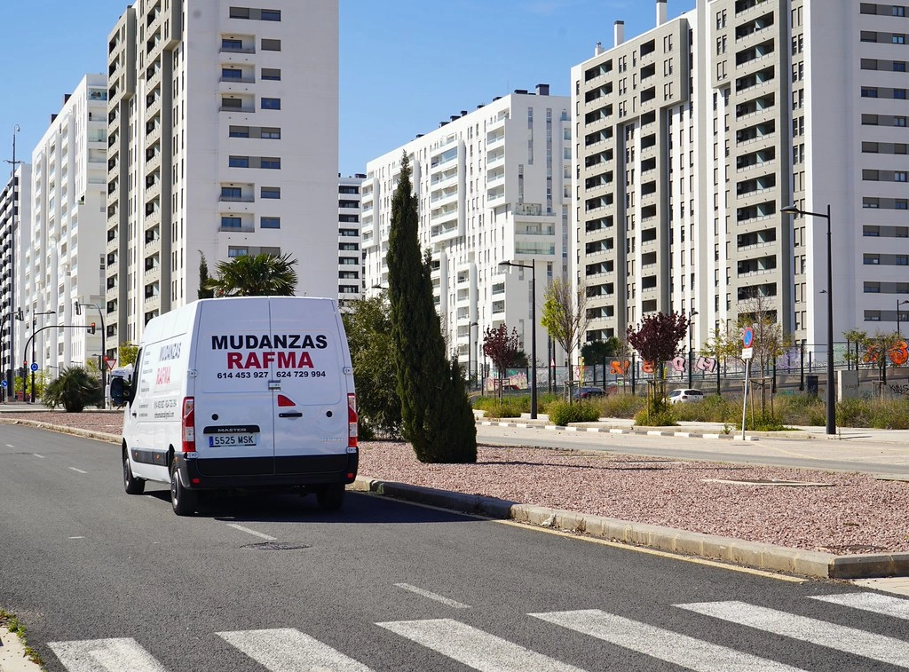 por qué elegir una empresa de mudanzas local en valencia